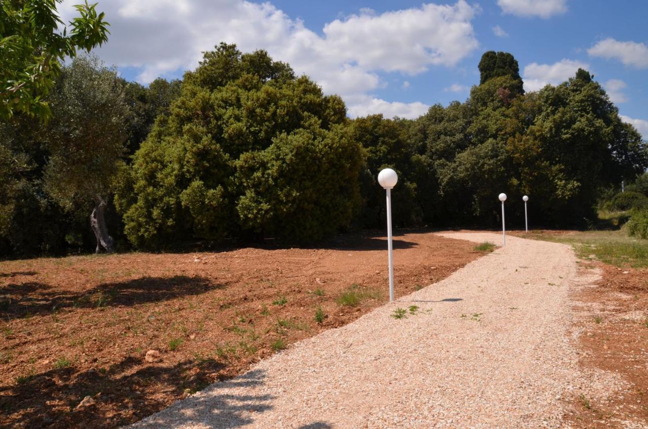 Masseria Poli Country House Κονβερσάνο Εξωτερικό φωτογραφία