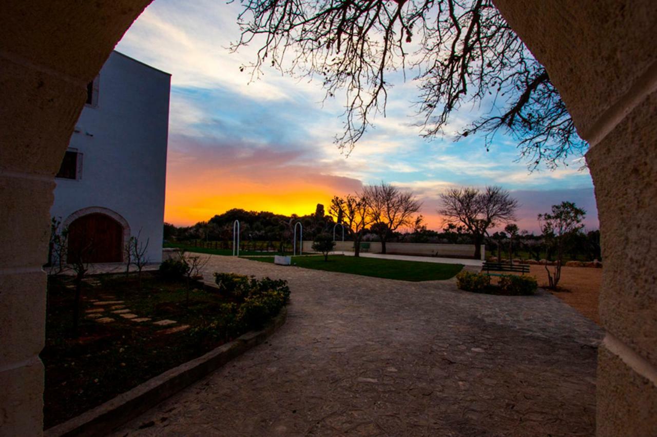 Masseria Poli Country House Κονβερσάνο Εξωτερικό φωτογραφία